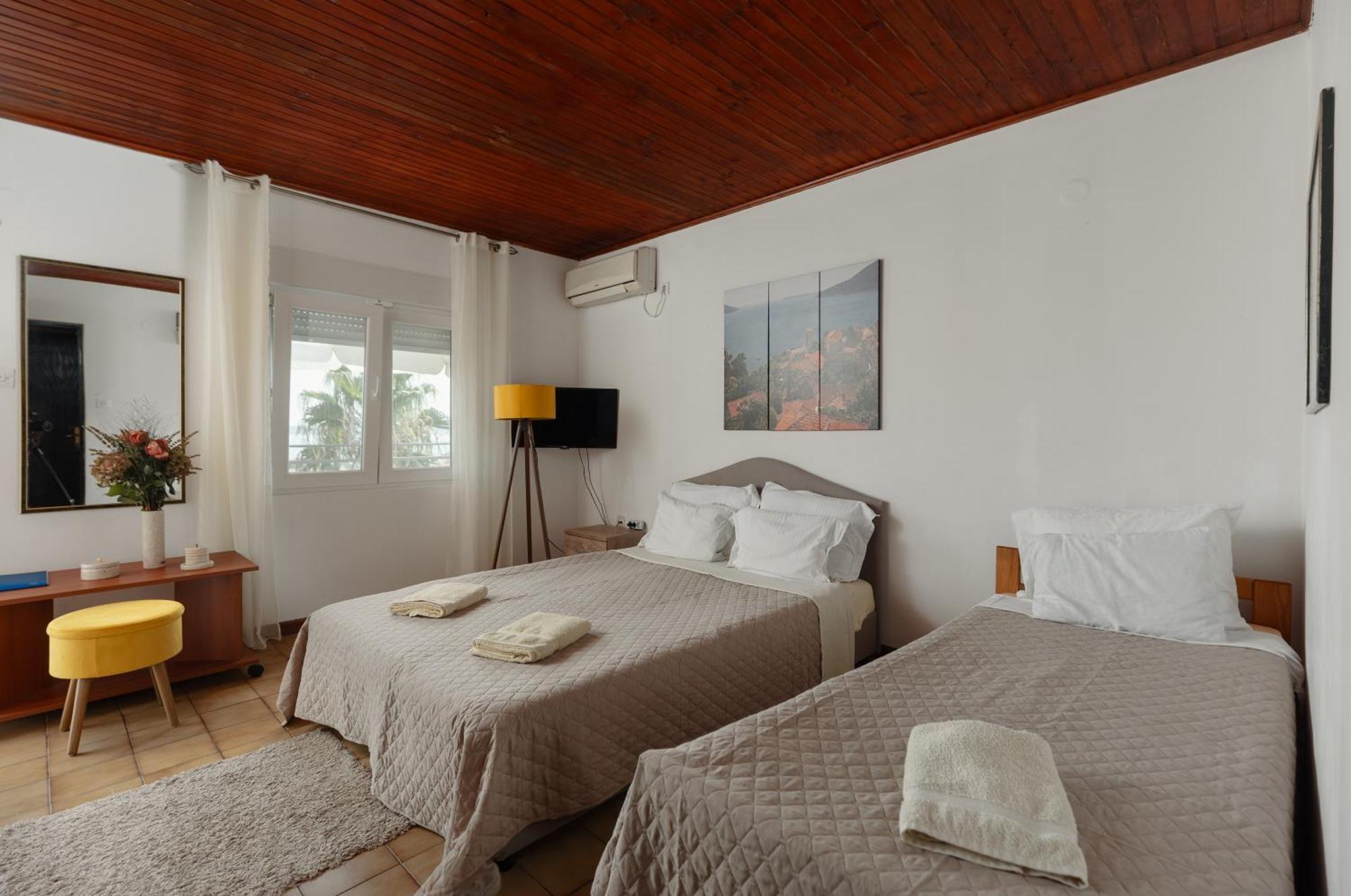 Villa Mia Apartments Bijela Eksteriør bilde