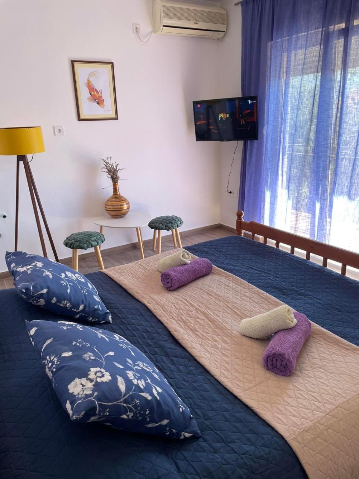 Villa Mia Apartments Bijela Eksteriør bilde